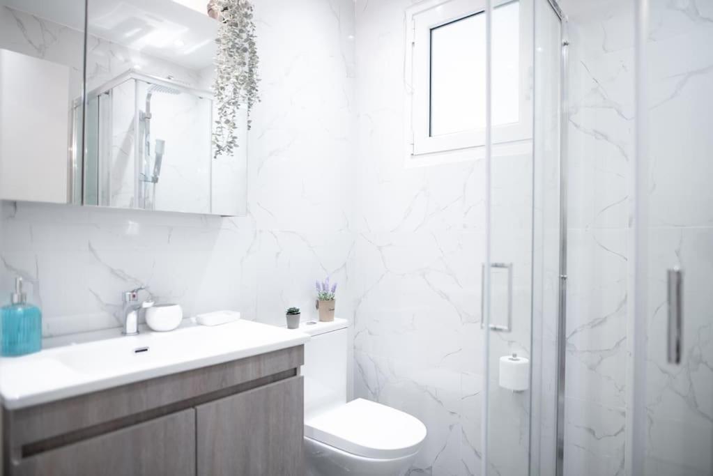 Spacious Penthouse Near Downtown Athens Luaran gambar